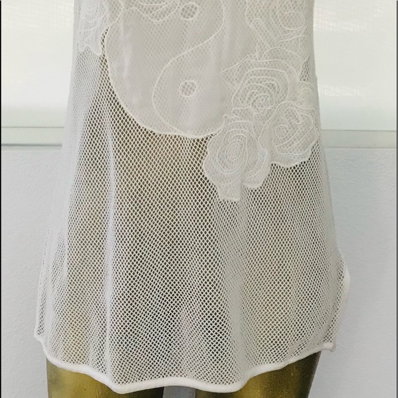 NWT ELEVEN PARIS Unique White Mesh With Floral Appliqué TANK TOP XS - Picture 5 of 8